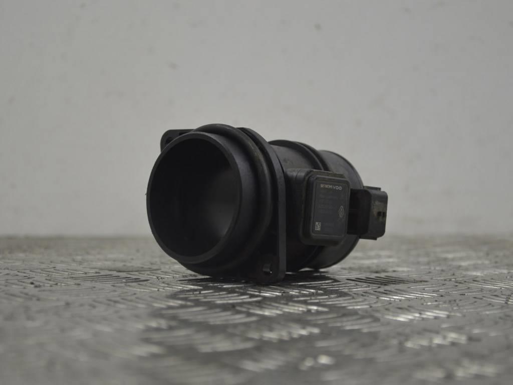 Расходомер воздуха Renault Master 2 (1998-2010) 8200280060, 8200300002, 5WK97008