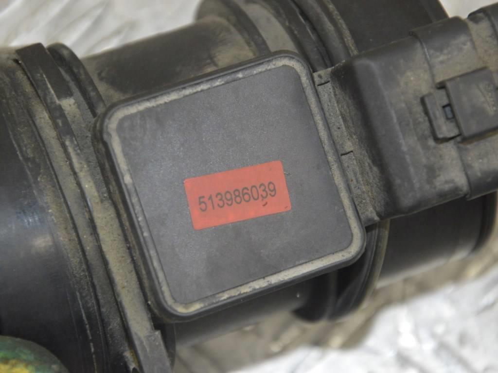 Расходомер воздуха Renault Scenic RX4 (1999-2003) 7700104426, 7700109812, 5WK9620