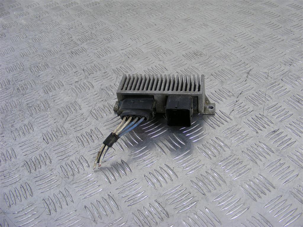Реле накала свечей Renault Master 3 (2010-2019) 8200558438