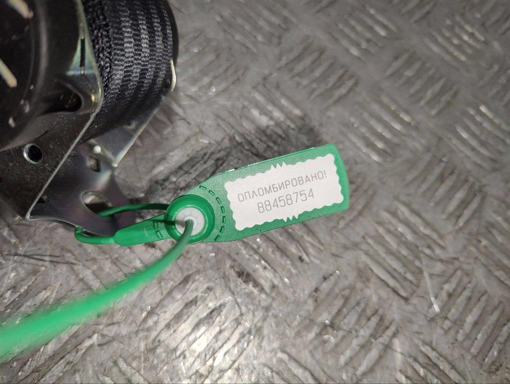 Ремень безопасности задний левый