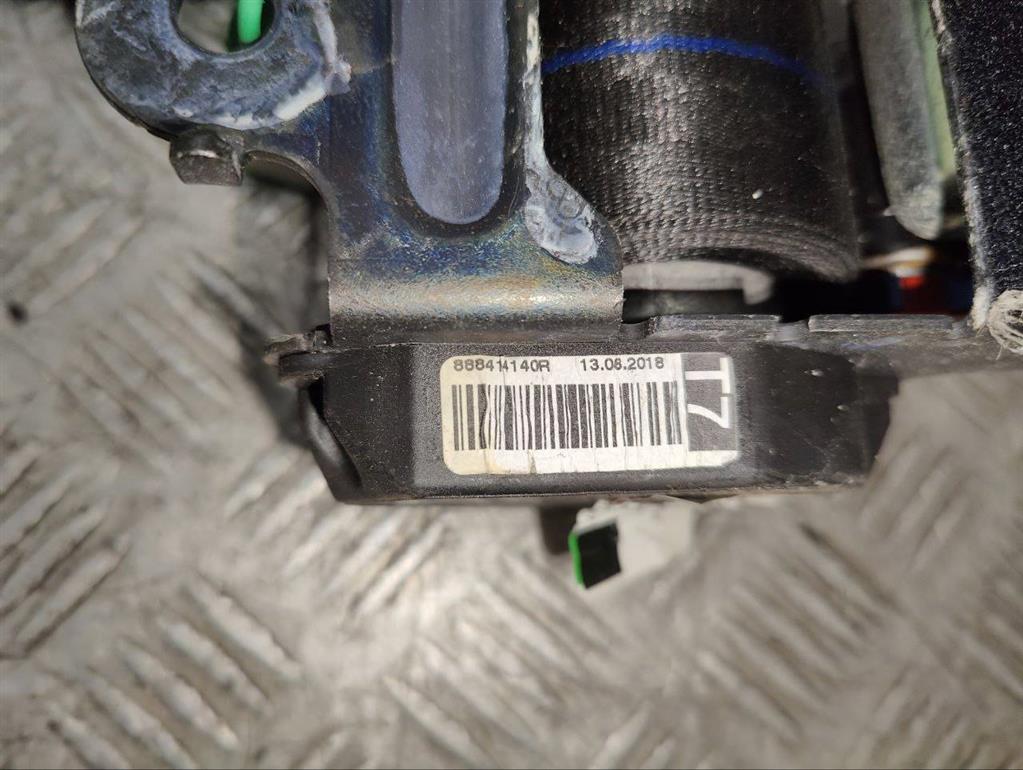 Ремень безопасности задний левый