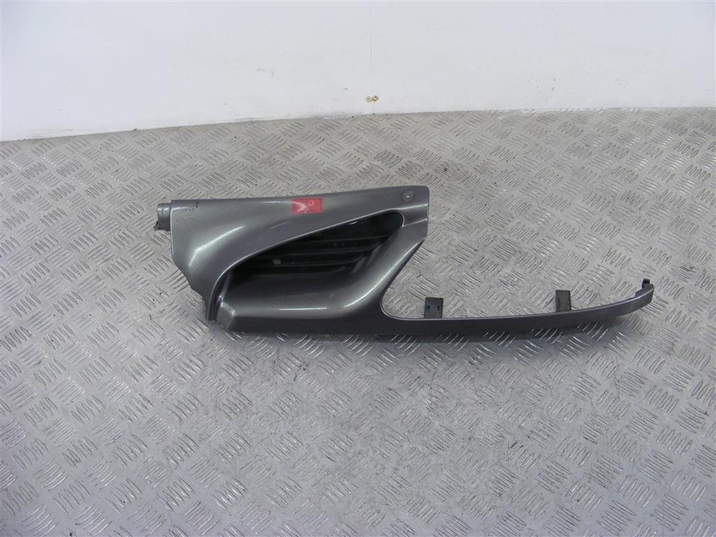 Решетка радиатора Renault Scenic 1 (1996-2003)