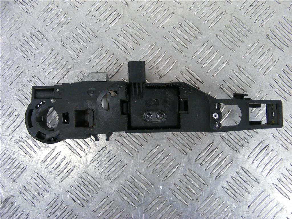 Ручка наружная передняя левая Renault Laguna 3 (2007-2015) 226524