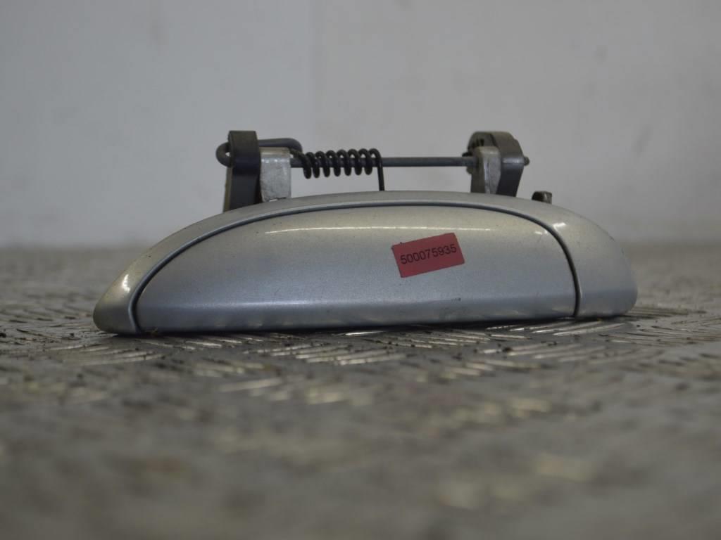 Ручка наружная передняя левая Renault Megane 1 (1996-2002) 7700433075