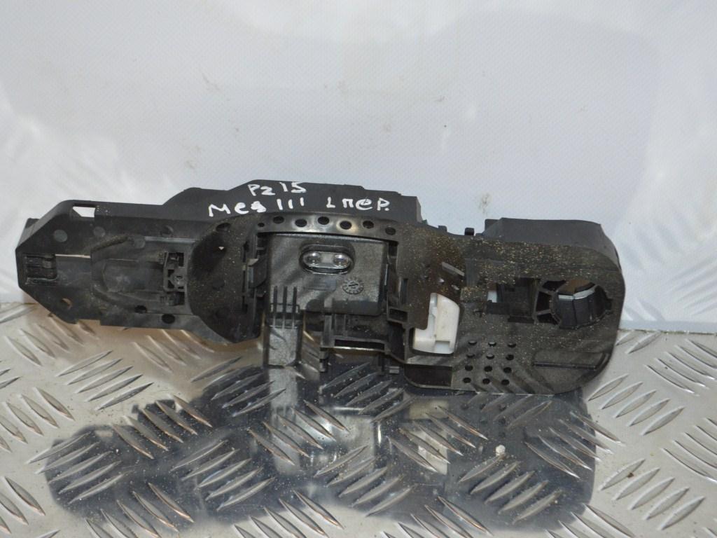 Ручка наружная передняя левая Renault Megane 3 (2008-2019) 806070033R