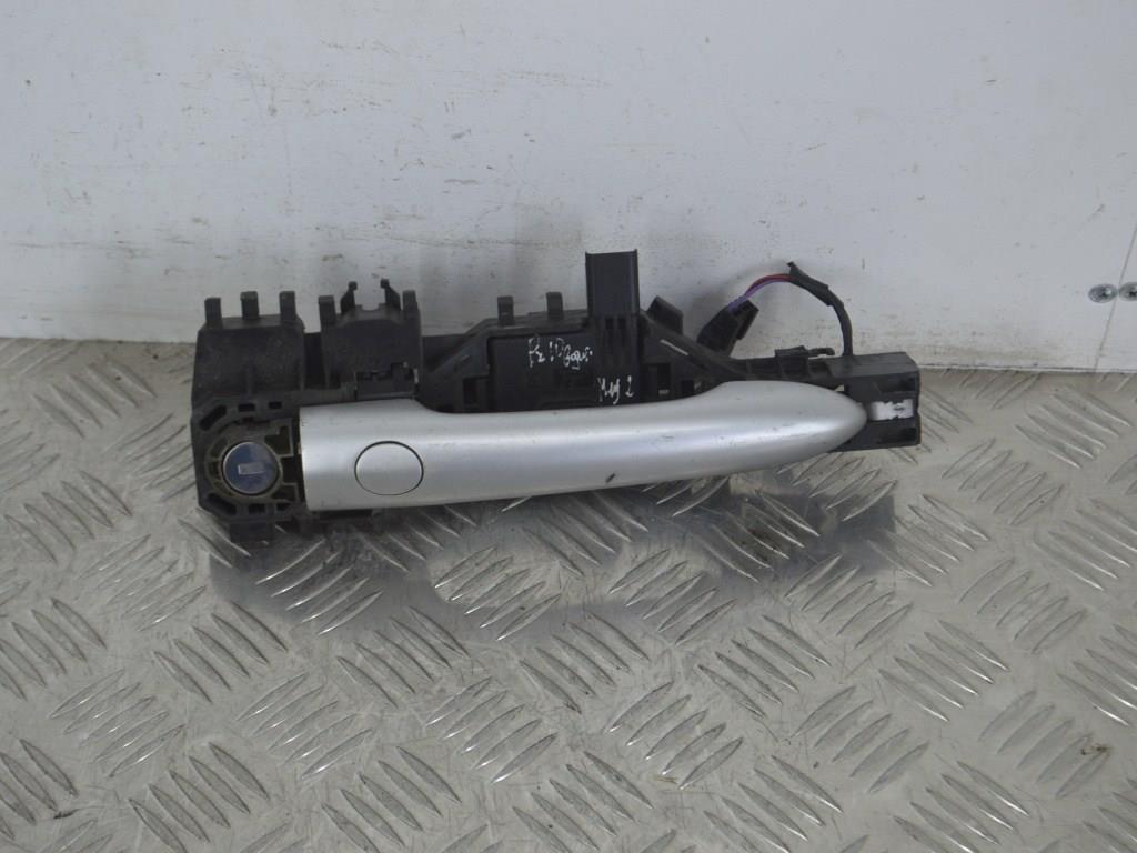 Ручка наружная передняя левая Renault Scenic 2 (2003-2009) 8200028463