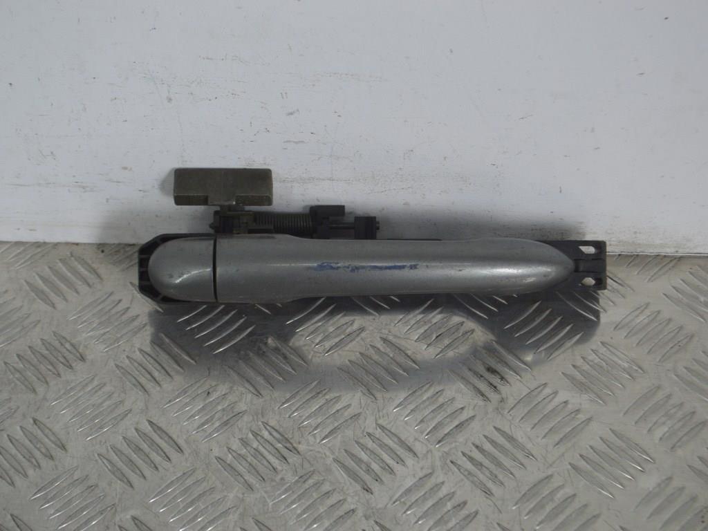 Ручка наружная передняя правая Renault Laguna 2 (2001-2007) 8200004747