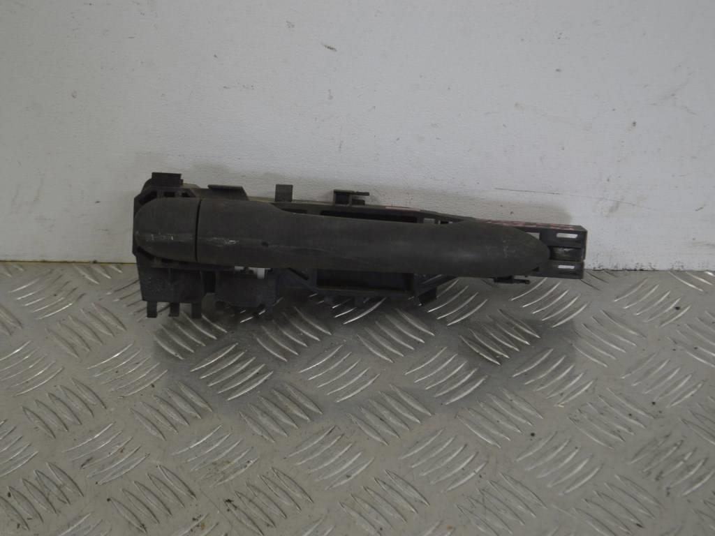 Ручка наружная передняя правая Renault Megane 2 (2002-2008) 8200028464