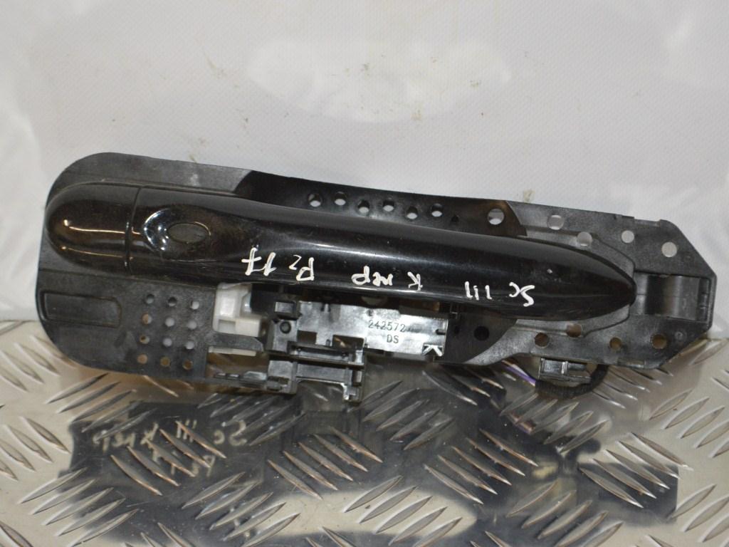 Ручка наружная передняя правая Renault Scenic 3 (2008-2015) 806060041R