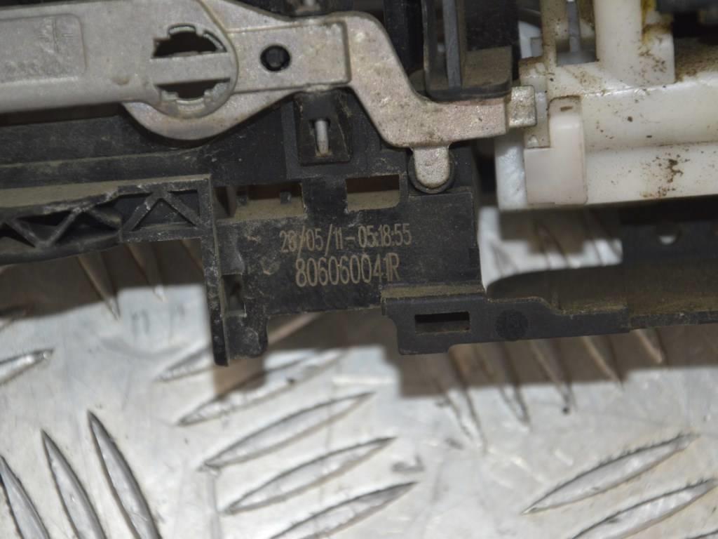 Ручка наружная передняя правая