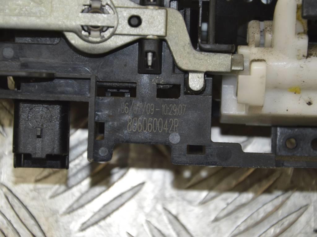 Ручка наружная передняя правая