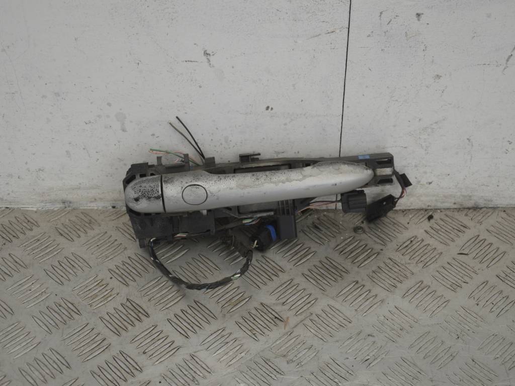 Ручка наружная передняя правая