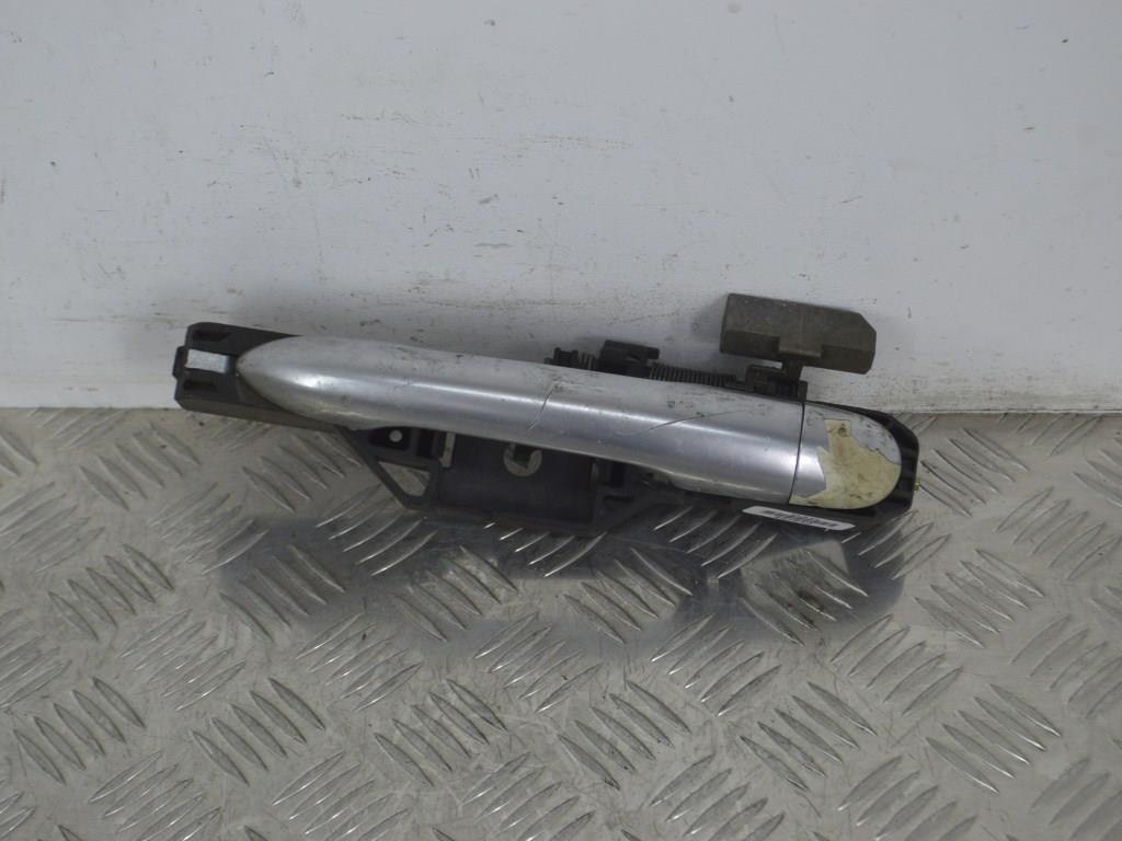 Ручка наружная задняя левая Renault Laguna 2 (2001-2007) 8200008430