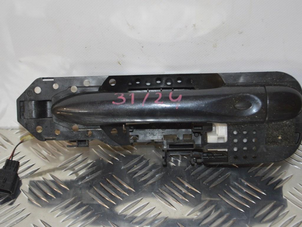 Ручка наружная задняя левая Renault Megane 3 (2008-2019) 806070032R