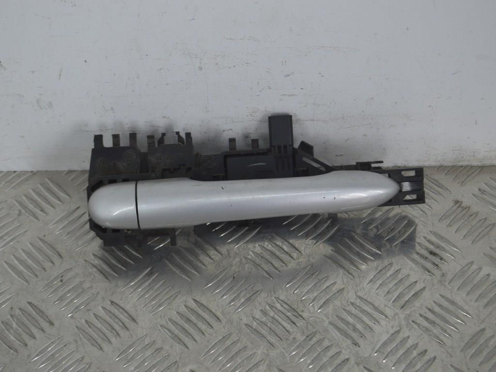 Ручка наружная задняя правая Renault Scenic 2 (2003-2009) 8200028463