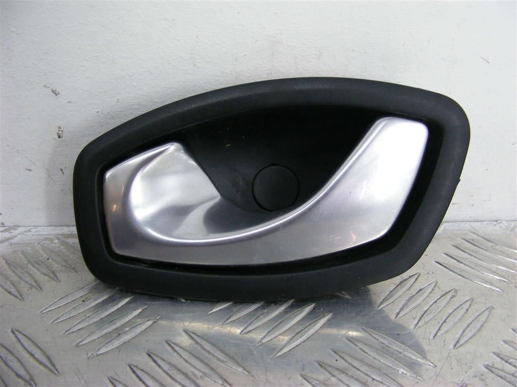 Ручка внутренняя передняя левая