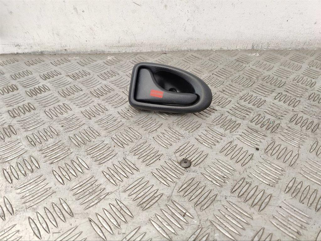 Ручка внутренняя передняя левая