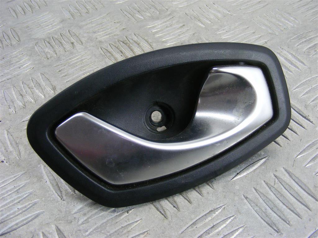 Ручка внутренняя передняя правая