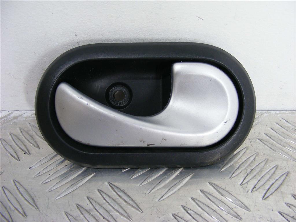 Ручка внутренняя передняя правая