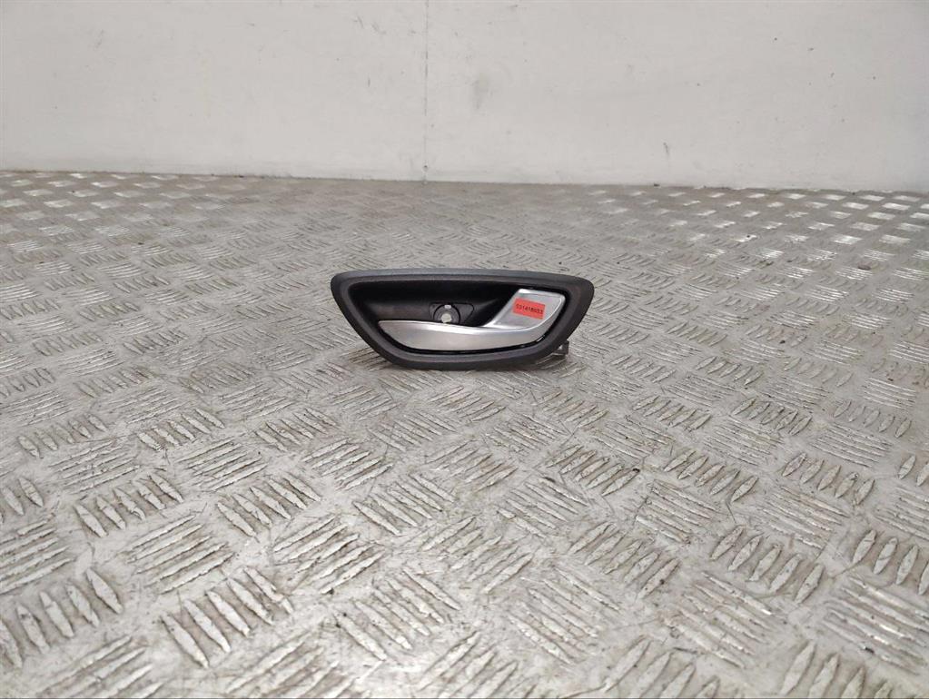 Ручка внутренняя передняя правая