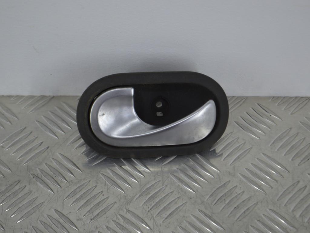 Ручка внутренняя задняя левая