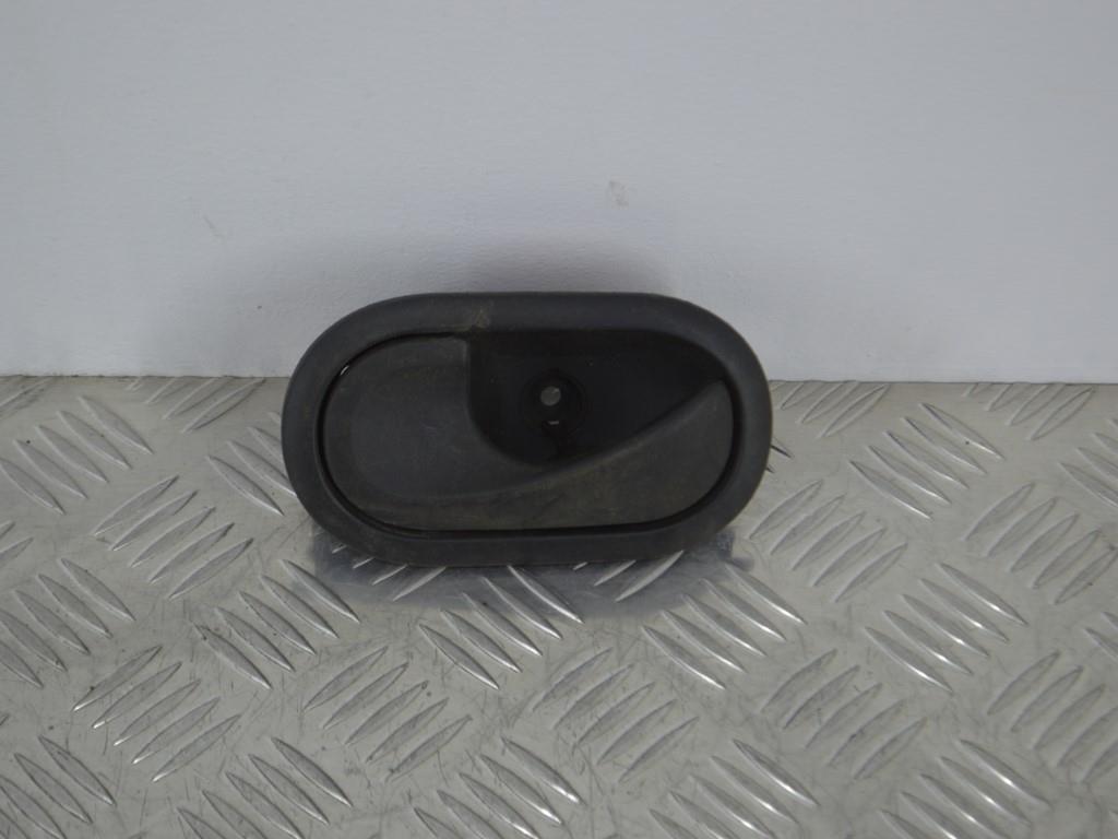 Ручка внутренняя задняя левая