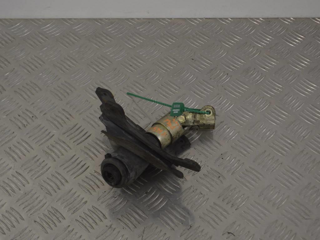 Рулевой карданчик