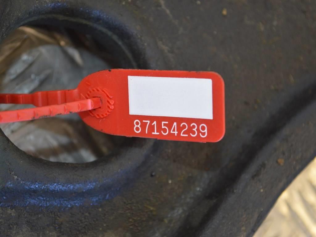 Рычаг передний правый