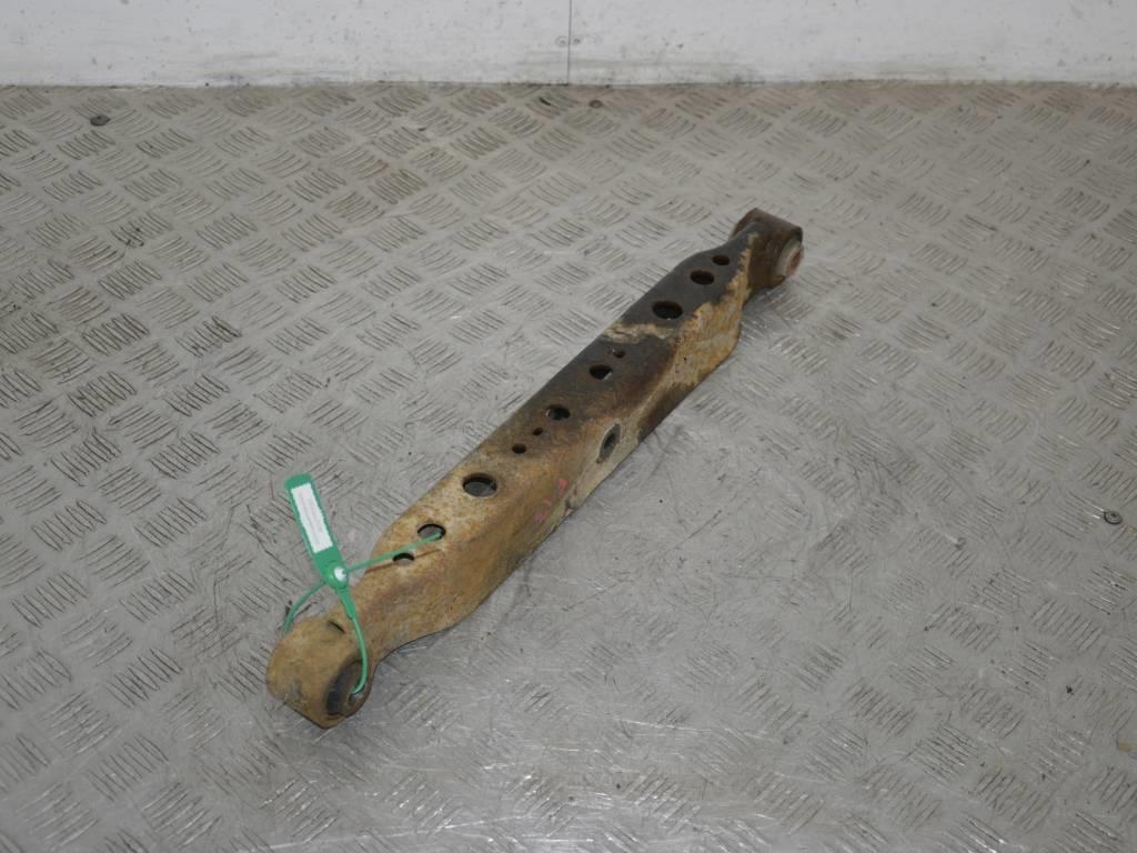 Рычаг задний левый