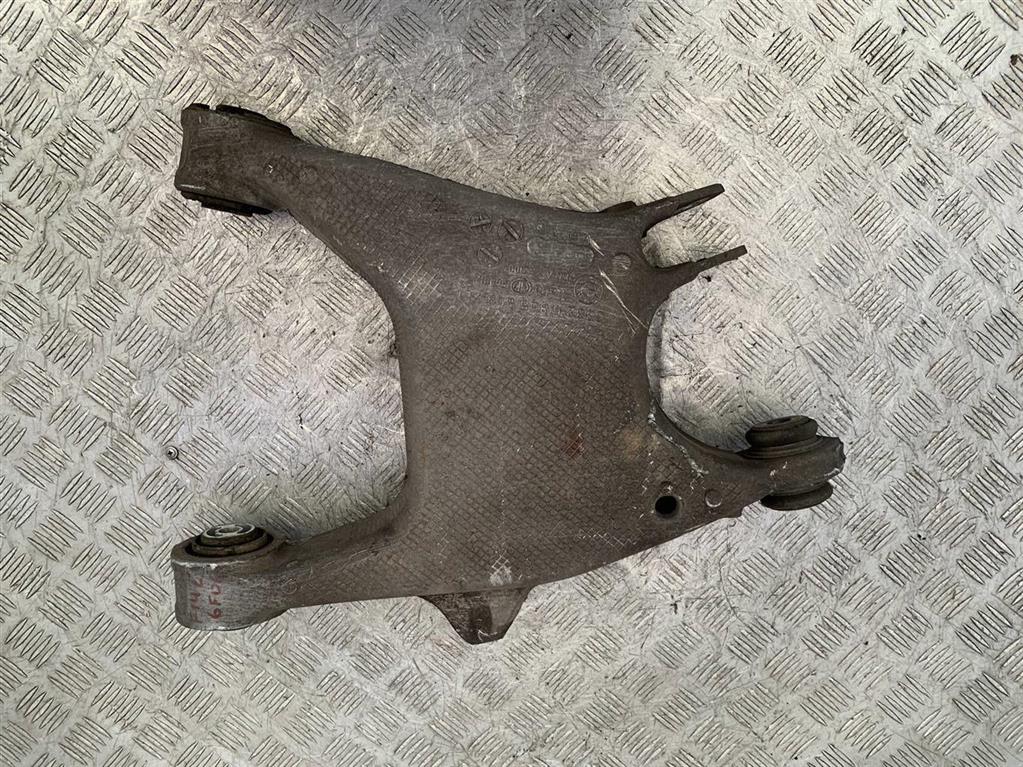 Рычаг задний левый