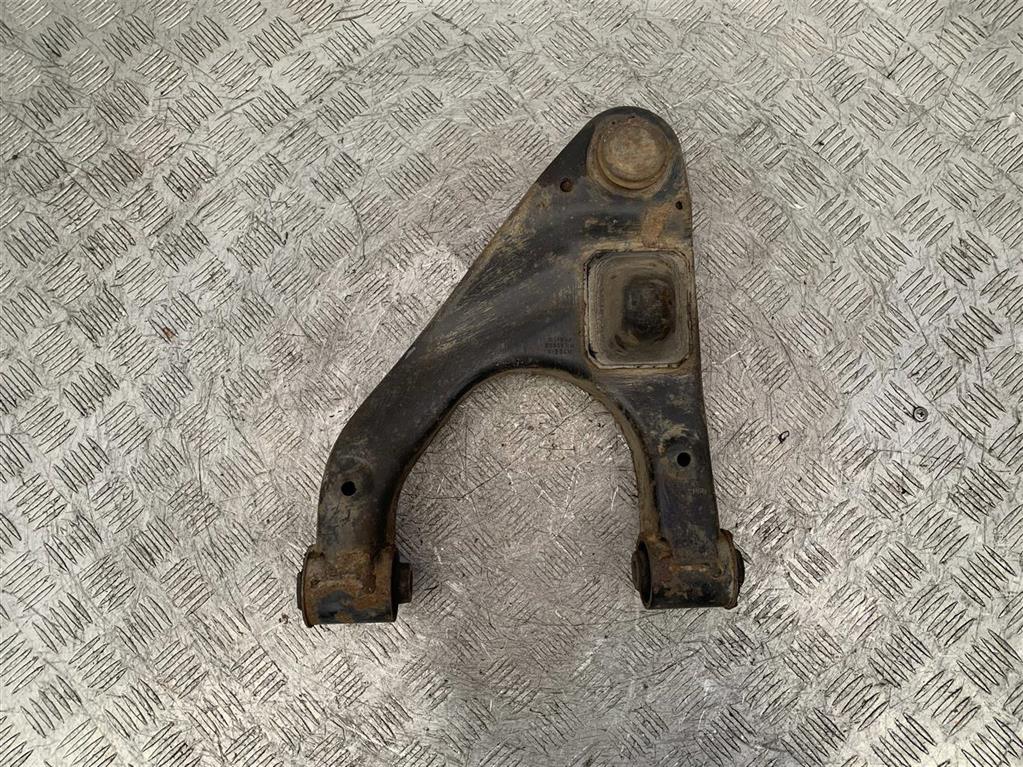 Рычаг задний правый