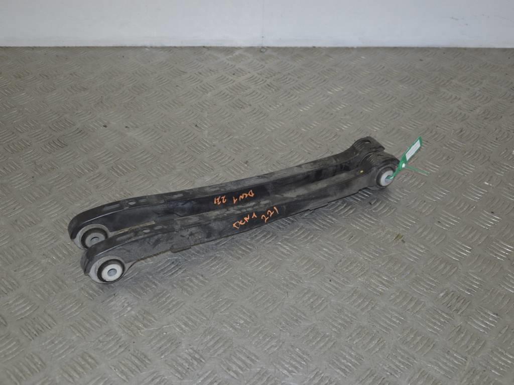 Рычаг задний