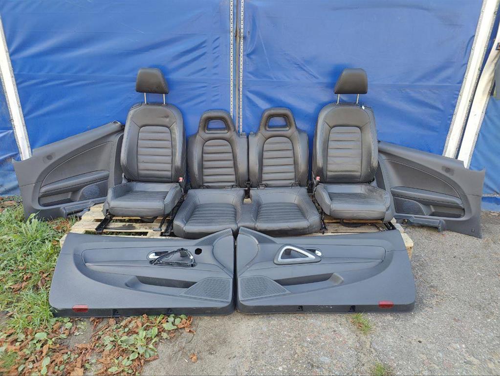 Салон (комплект сидений)