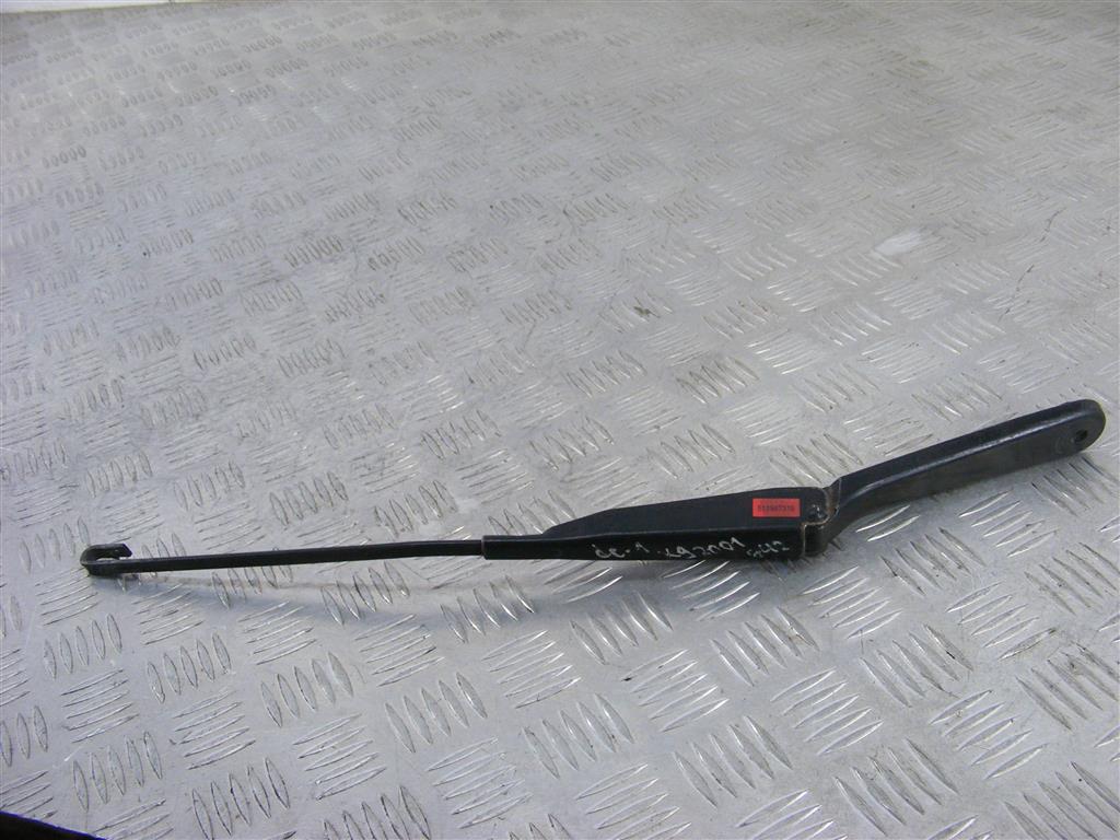 Щеткодержатель (поводок стеклоочистителя, дворник) Renault Kangoo 1 (1997-2007) 7700308795