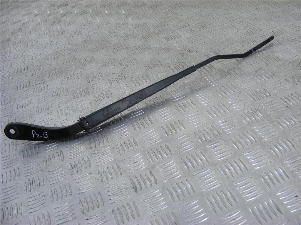 Щеткодержатель (поводок стеклоочистителя, дворник) Renault Megane 2 (2002-2008) 8200417218