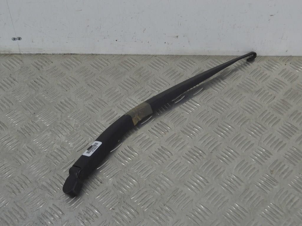 Щеткодержатель задний