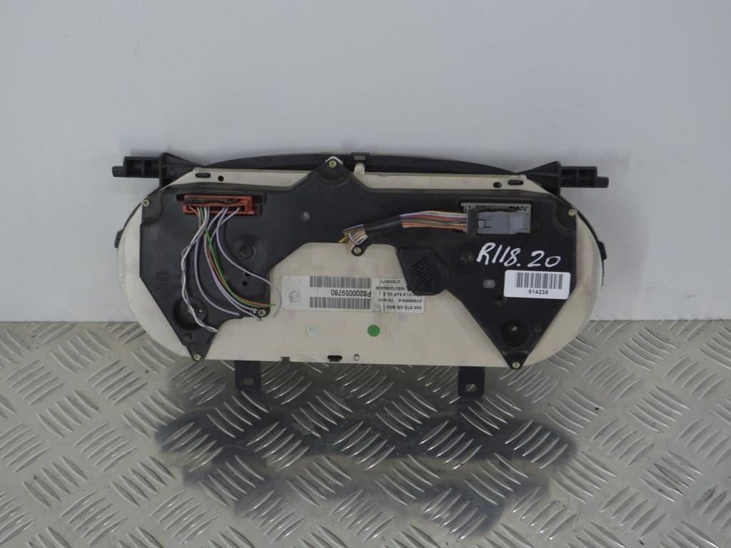 Щиток приборов (приборная панель)