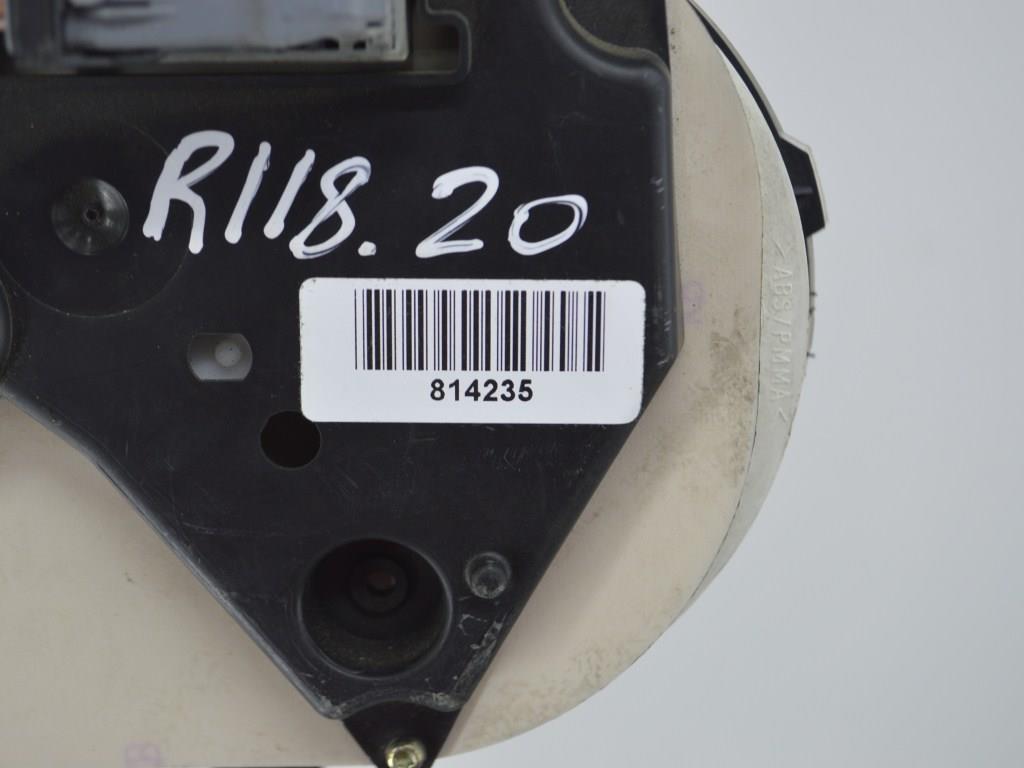 Щиток приборов (приборная панель)