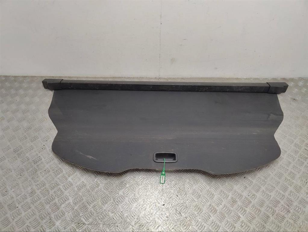 Шторка багажника