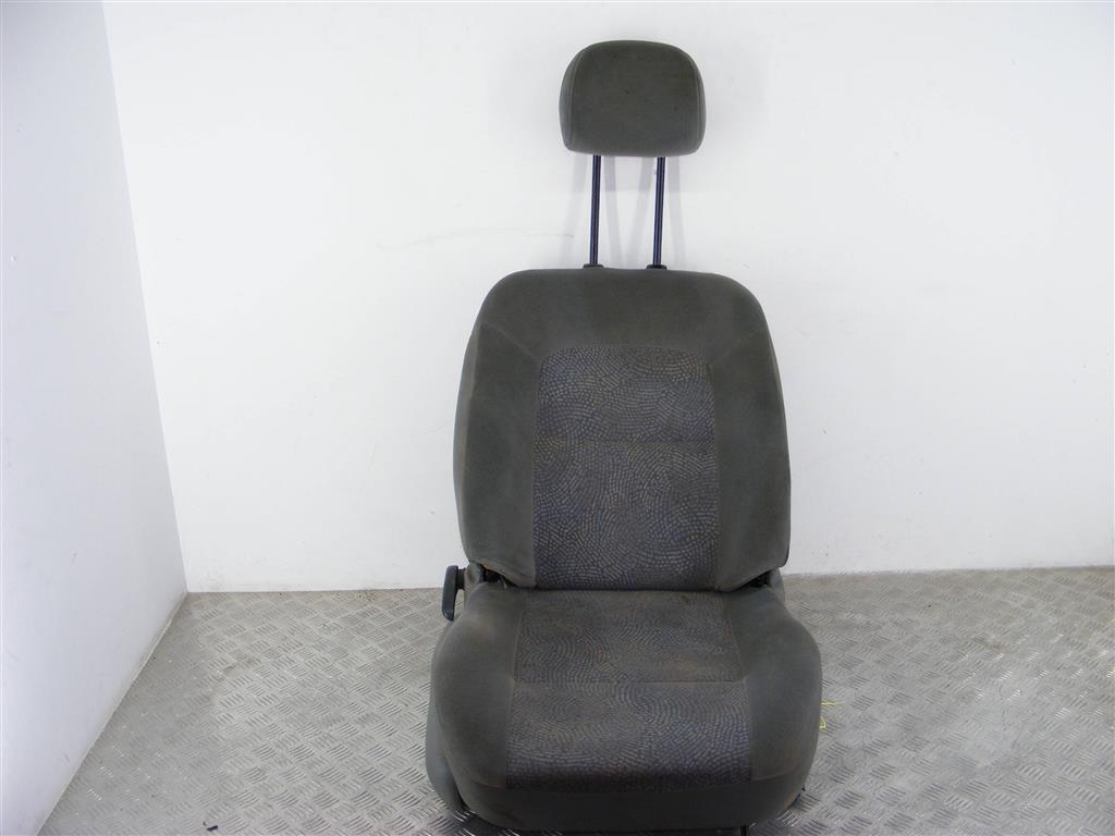 Сиденье переднее Renault Laguna 1 (1993-2001)