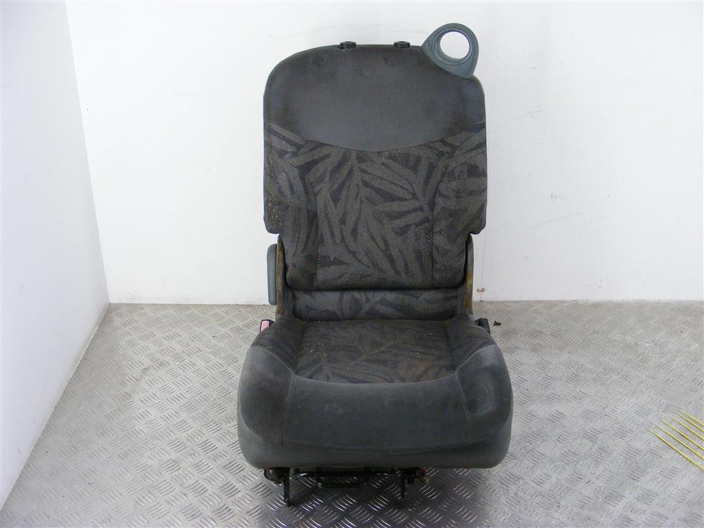 Сиденье заднее