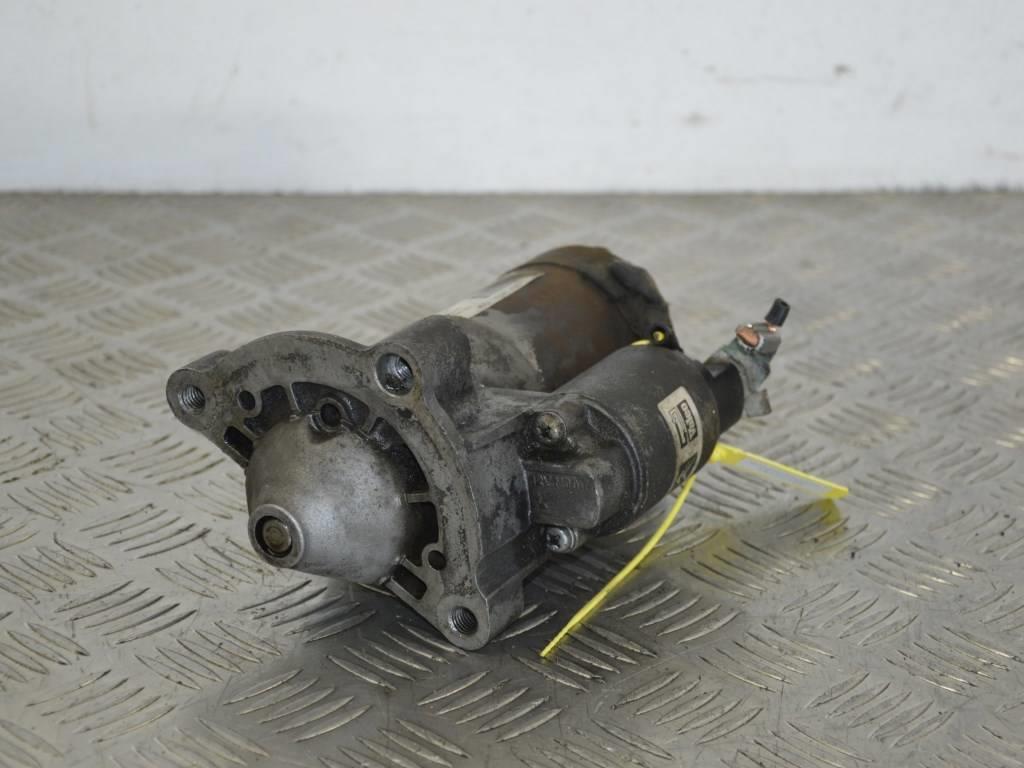 Стартер Citroen Xantia (1993-2001) M001T80081