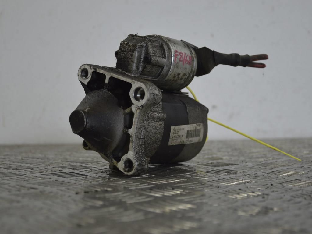 Стартер Renault Megane 1 (1996-2002) 7711134530