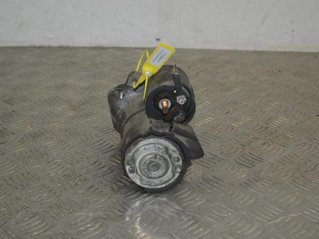 Стартер Renault Megane 3 (2008-2019) 8200584675, M000T87881
