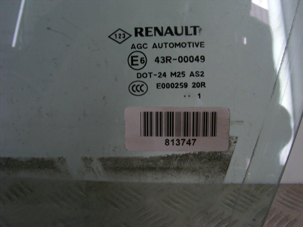 Стекло двери передней левой Renault Scenic 3 (2008-2015)