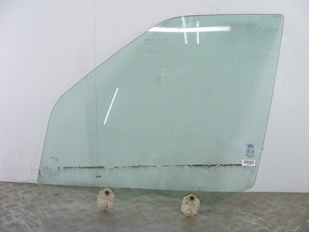 Стекло двери передней левой