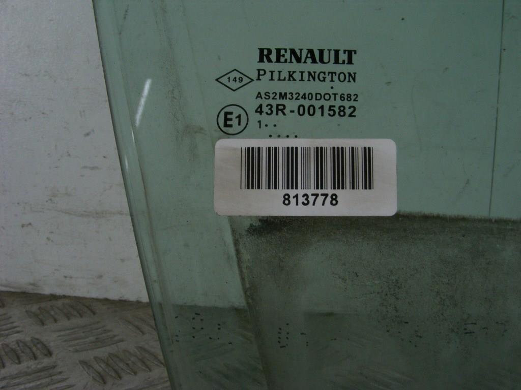 Стекло двери передней правой