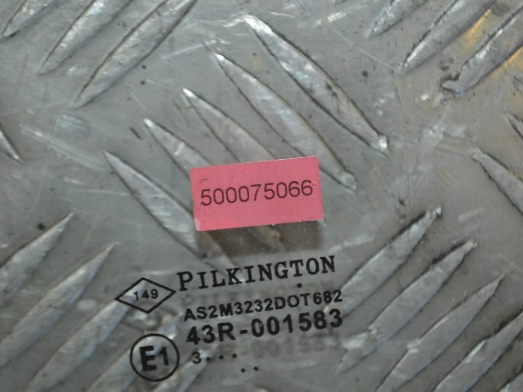 Стекло двери передней правой Renault Master 3 (2010-2019)