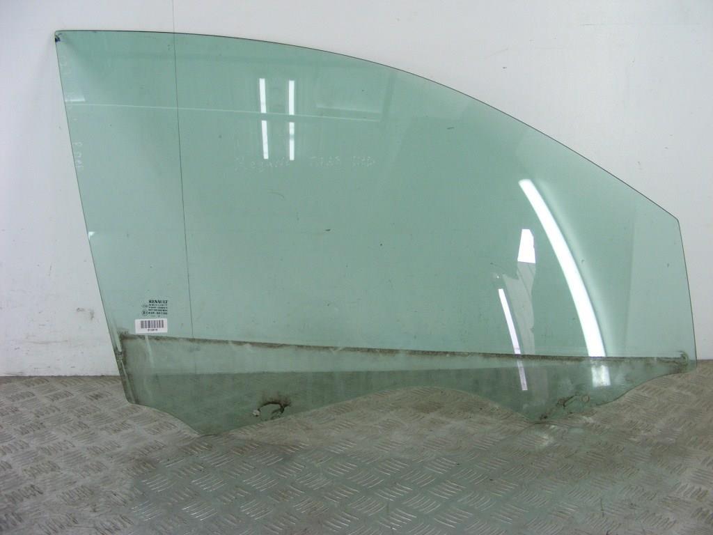 Стекло двери передней правой