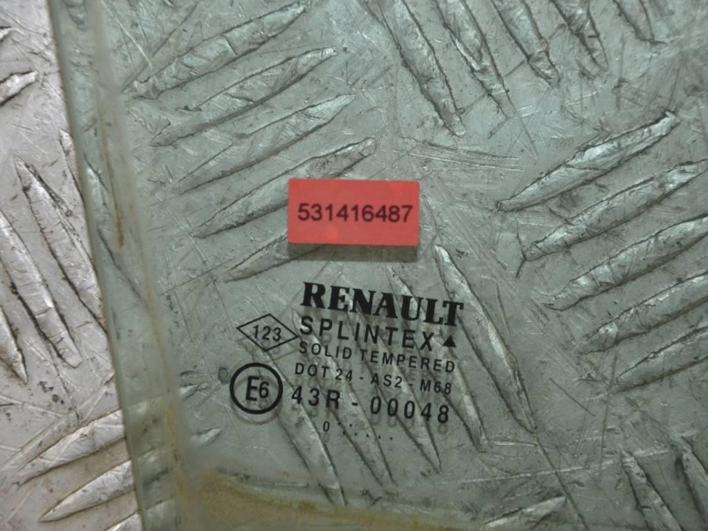 Стекло двери передней правой